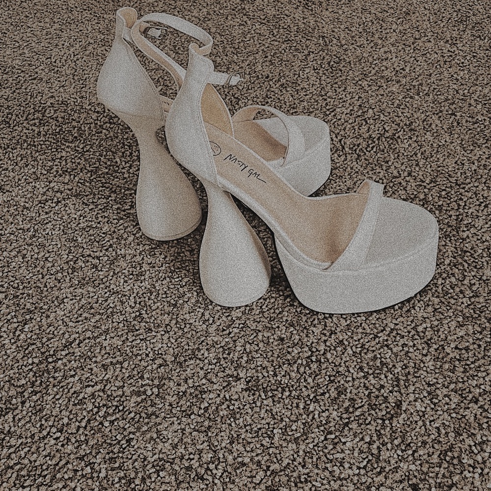 Nasty gal faux leather strappy spool heel platform shoes - Picture 5 of 5
